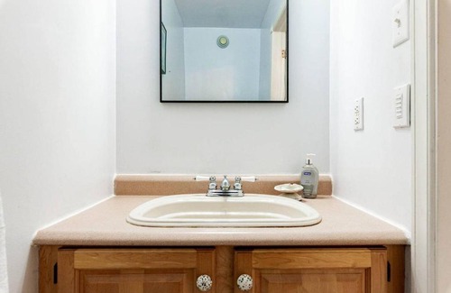 East Petpeswick House | Martinique Beach Guest House