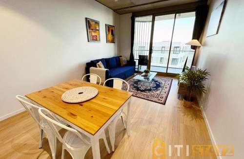 Phillip Apartment | Marvellous at Melrose - 2bd 2bth Apt - Woden CBD