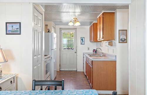 York Beach House | Marvelous 7-bedroom home on Long Sands Beach!