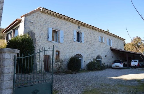 Villeneuve-de-Berg House | Mas Ardechois near Vallon Pont d'Arc