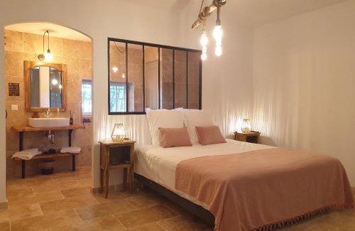 Caderousse House | MAS DU RECATI