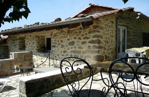Asperjoc Cottage | Mas du Vernadel: 5 gites with swimming pool in the countryside: gite ROMARIN: 5 pers. max.