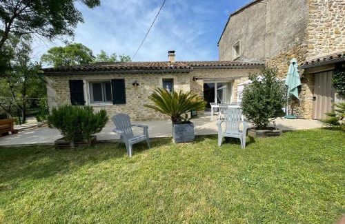 Saint-Victor-de-Malcap House | Mas en Pierre "entre Gard et Ardèche" avec jardin