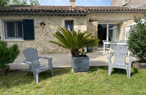 Saint-Victor-de-Malcap House | Mas en Pierre "entre Gard et Ardèche" avec jardin