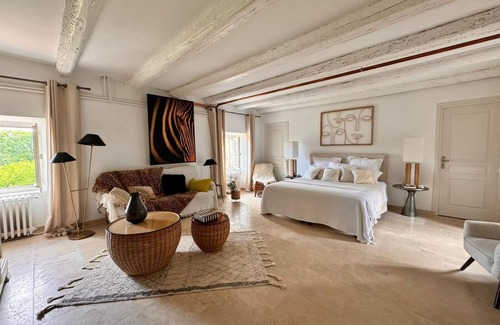 Vezenobres Other | Mas La Pléiade - La Magnanerie