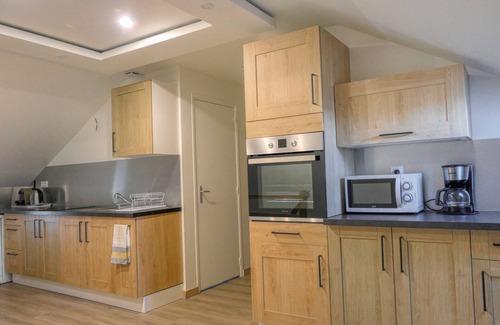 Caderousse House | Mas Soli - Large gîte in Provence with party room