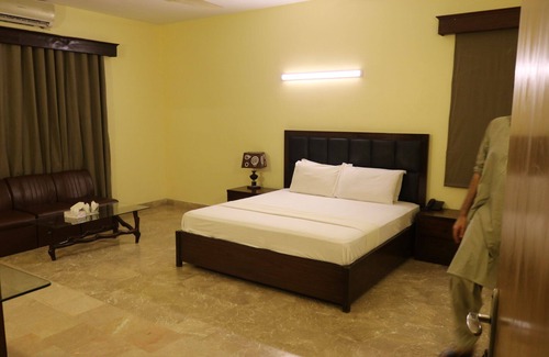 D.H.A. House | Mashwani Guest House from