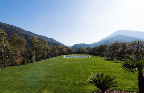 Osor Apartment | Masia La Piconera (Petit Luxe)