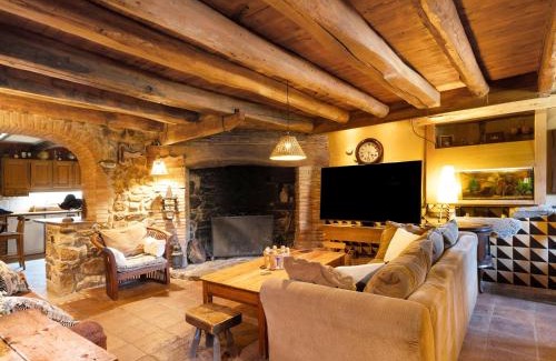 Llinars del Valles House | Masia Paradise