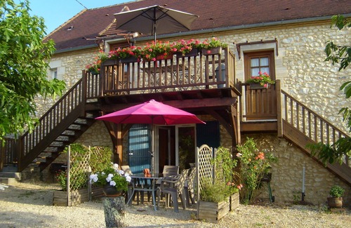 Thenon House | MASKALI, Gite le Périgourdin, heated swimming pool, open view