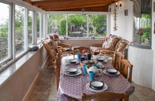 Baycliff House | Maskel Beach Cottage