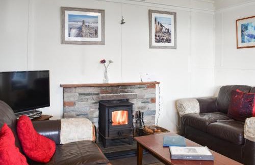 Baycliff House | Maskel Beach Cottage