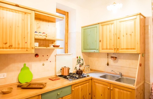 Agnone Bed & Breakfast | Masseria Acquasalsa Agnone Masseria in pietra Appartamento Taverna