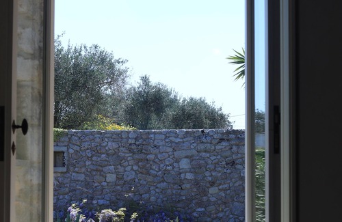 Carpignano Salentino House | Masseria Mauriani 1623-The Rooms of the Orsa-apartment in an ancient farmhouse