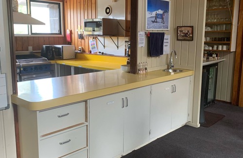 Ohakune Cabin | Massive ski lodge - sleeps up to 40 people