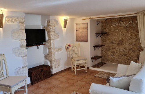 Mattinata Apartment | Mattinata, ancient renovated first floor in the historic center