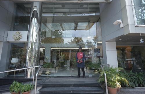 Palayam Hotel | Maurya Rajadhani