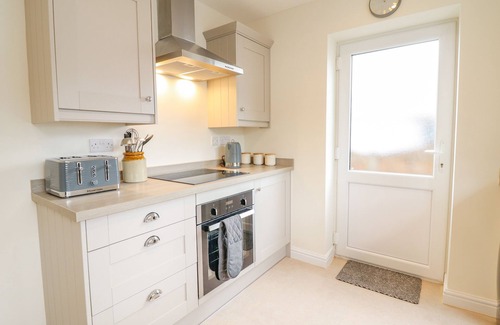 Llanycil House | MAWNOG FACH, pet friendly, with a garden in Bala