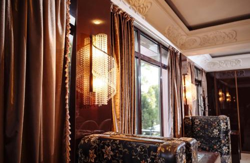 Chisinau Hotel | Maxim Pasha Hotel