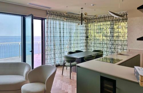 Roiano-Gretta-Barcola-Cologna-Scorcola Apartment | Maximilian Suites