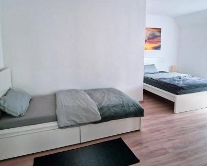 Iserlohn Apartment | MaxMir - Tannenweg Iserlohn, zentral - Parken - Küche - Netflix - Prime