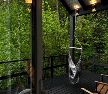 Mykulychyn Ski Chalet | Mayak Chalet Resort модульний будиночок