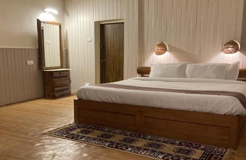 Pelling Hotel | MayaTels - Maya Eco Huts, Pelling