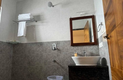 Udaipurwati Hotel | Mayoor Hotel