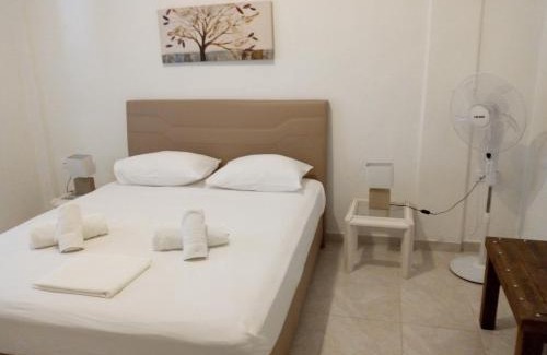 Stavros Apartment | Maza House