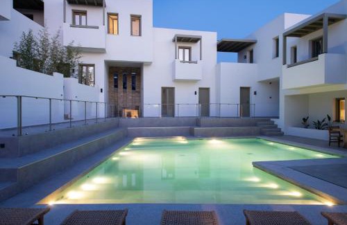 Paros Hotel | Mazee Paros