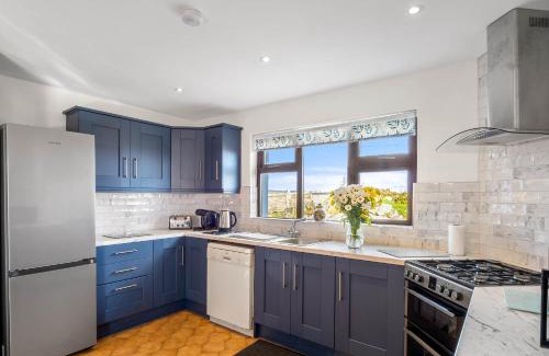 Connemara House | McDara Island View