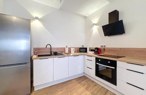 Coudes Apartment | Mcosy2, T3, Clim, 6 Personnes, proche A75