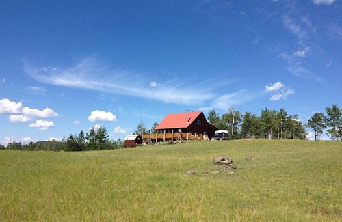 Clinton House | Meadow Lake Guest Ranch - Eagle Suite - Lakeview House
