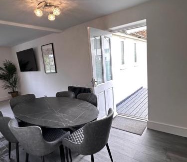 Stamford House | Meadow View