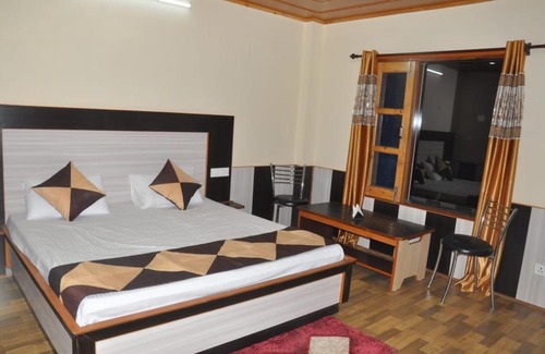 Shimla Cabin | Meadows by the Himalaya