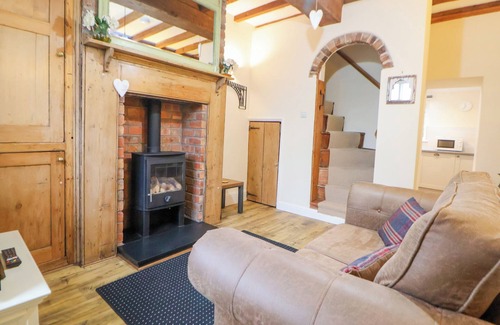 Coalbrookdale Cottage | MEDLAR COTTAGE, romantic, character holiday cottage in Ironbridge