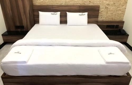 Udupi Hotel | Meenakshi Inn