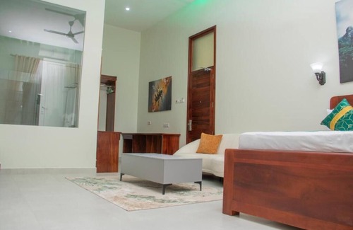 Dar es Salaam Bed & Breakfast | MEGA Lodge 10