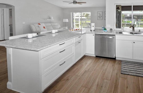 Pelican Villa | Mei Jing – Waterfront Pool and Tiki Hut-must see