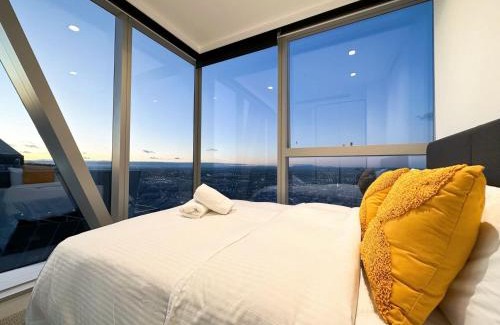 Melbourne Central Business District Apartment | Melbourne CBD Apt with Free Car Park Ocean View