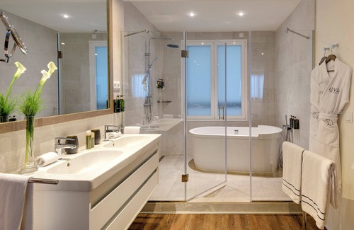 Castellana Hotel | Melia Madrid Serrano