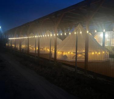 Vadu Other | Meme Glamping