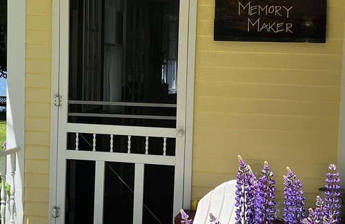 Glover House | Memory Maker, the perfect place to unwind and relax, to make wonderful memories!