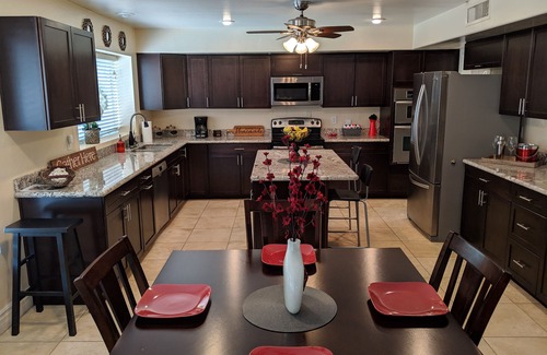 Dobson Woods House | Mendoza Residence, our Great & Spacious Home in Southern Mesa