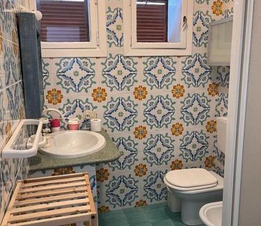 Vulcano Porto Apartment | Menichetta 4 posti Bilo con piscina gratuita dall' 11 Luglio al 31 Agosto