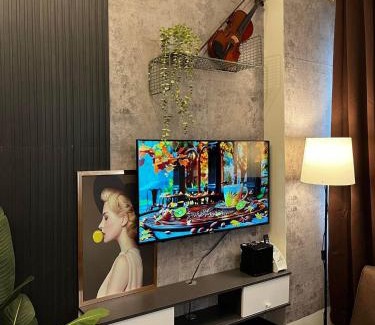 Trece Martires Apartment | Meraki Stays at SMDC Hope Residences