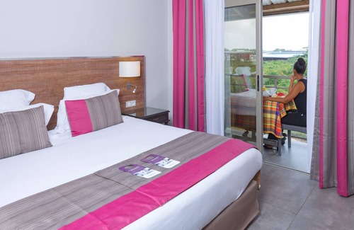 Cayenne Hotel | Mercure Cayenne Royal Amazonia Hotel