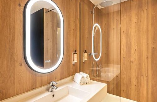 Chaponnay Hotel | Mercure Lyon Est Chaponnay