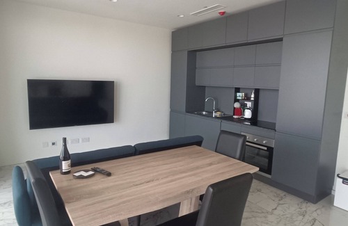 Tal-Ghoqod Apartment | Mercury Tower 13thFloor Studio Panoramic Views in Iconic Zaha Hadid, St. Julians