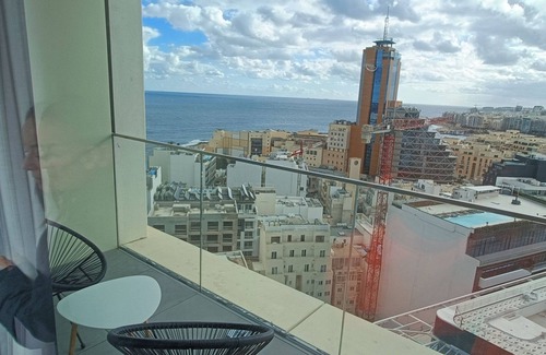 Tal-Ghoqod Apartment | Mercury Tower 13thFloor Studio Panoramic Views in Iconic Zaha Hadid, St. Julians